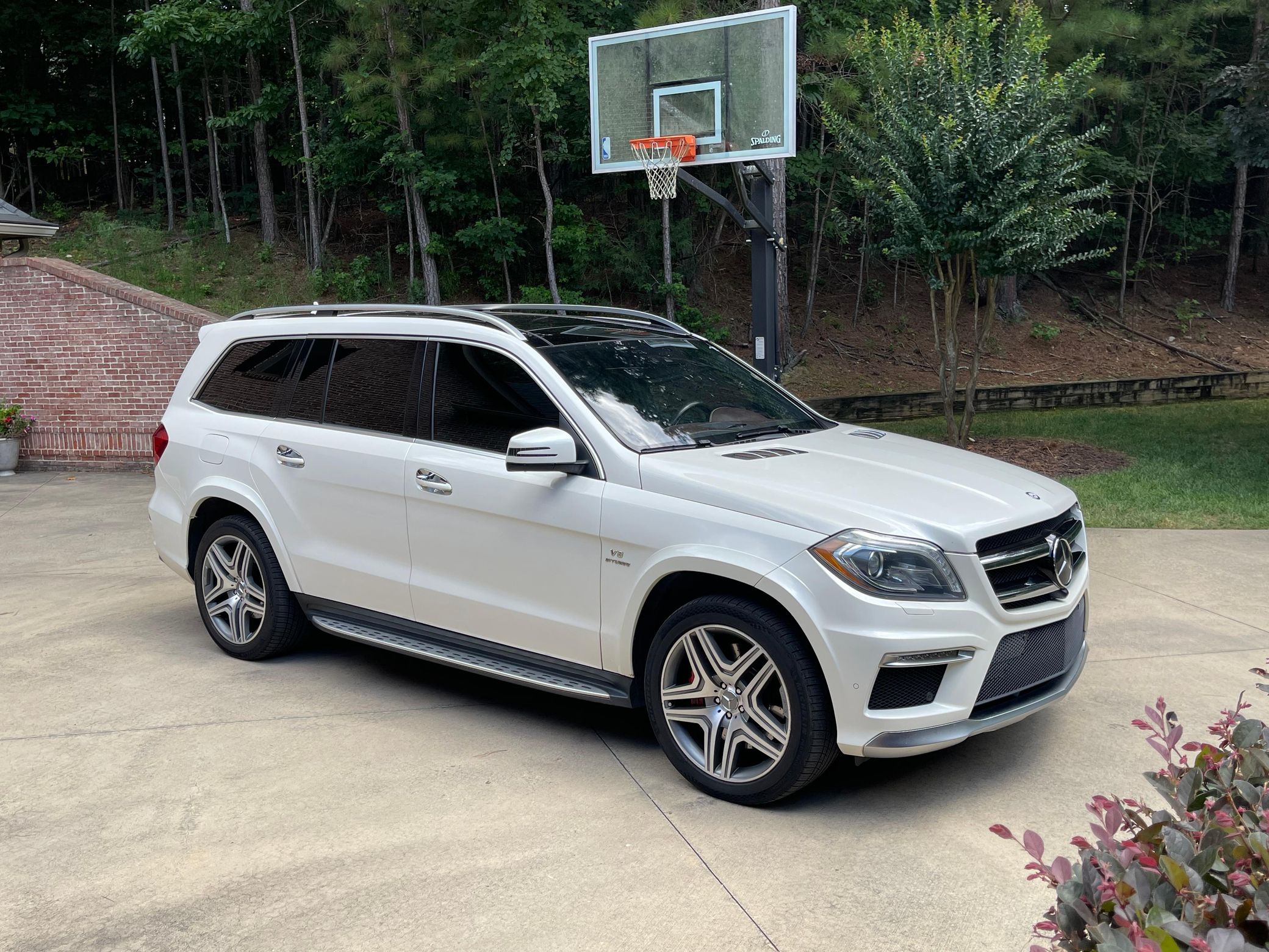 2014 Mercedes-Benz GL63 AMG - Image 33