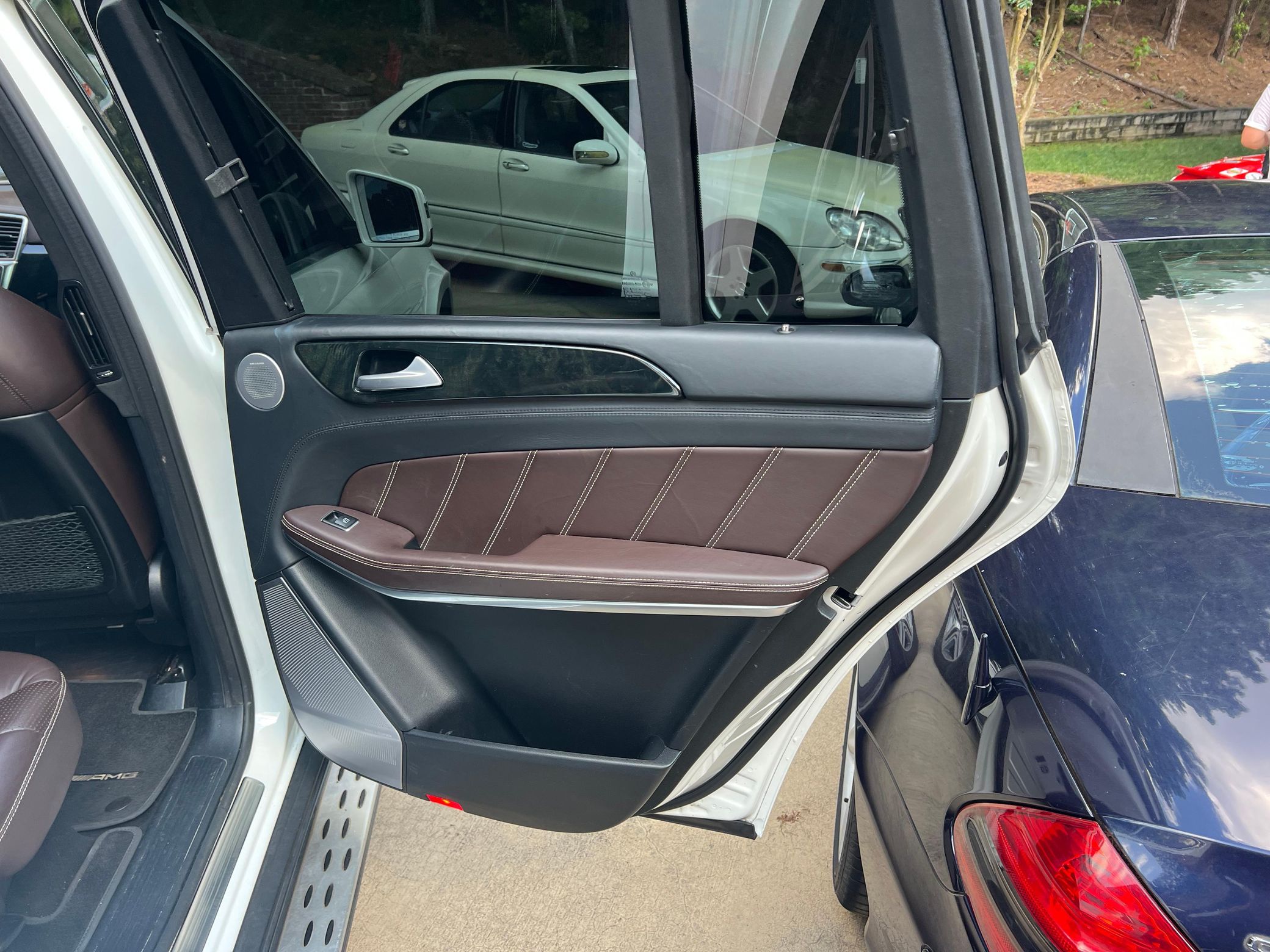 2014 Mercedes-Benz GL63 AMG - Image 5