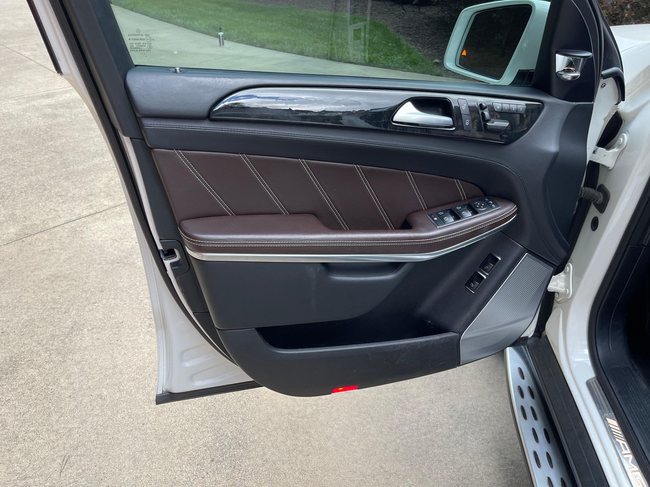 2014 Mercedes-Benz GL63 AMG - Image 8