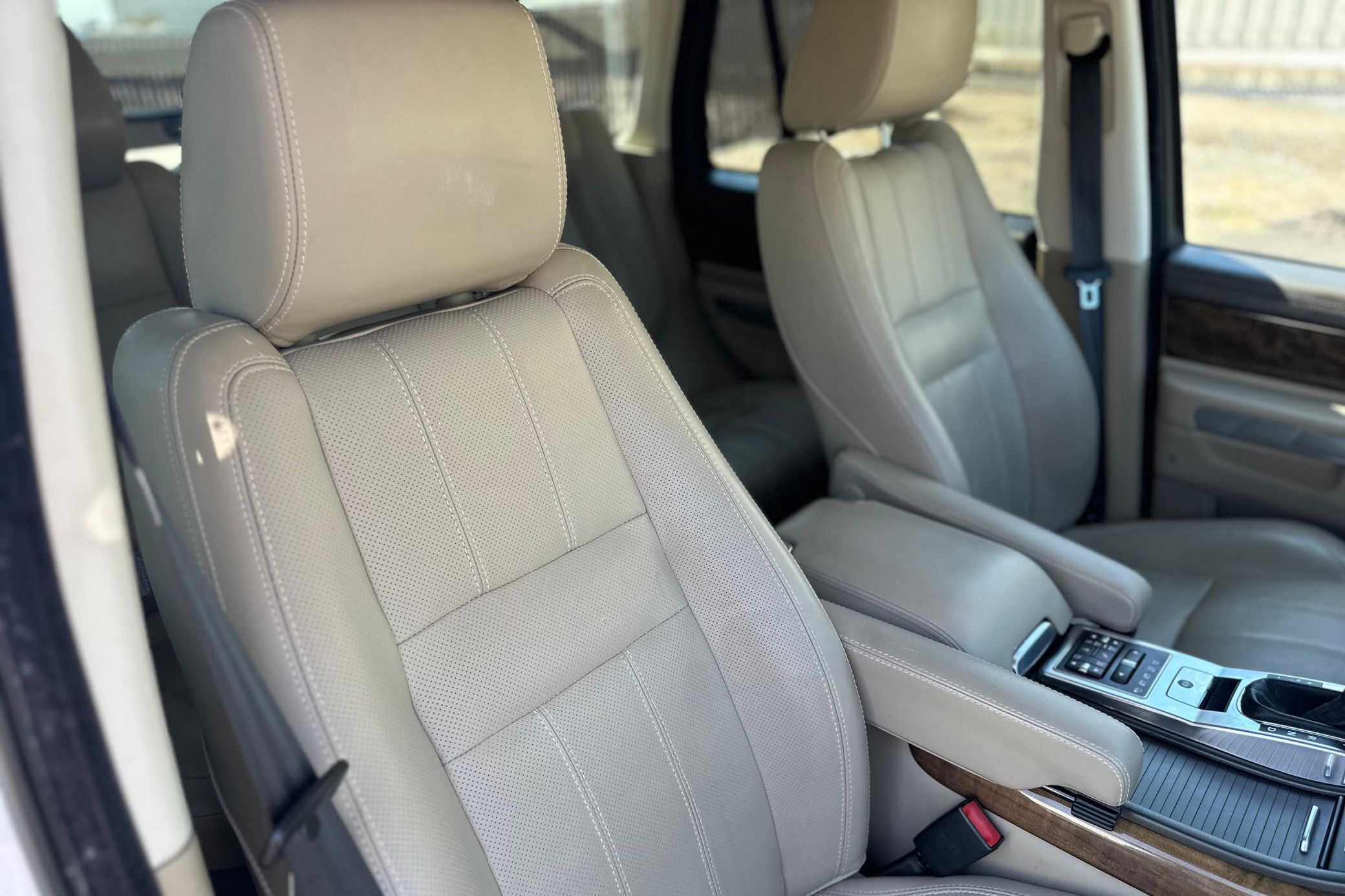 2013 Range Rover Sport HSE LUX - Image 10