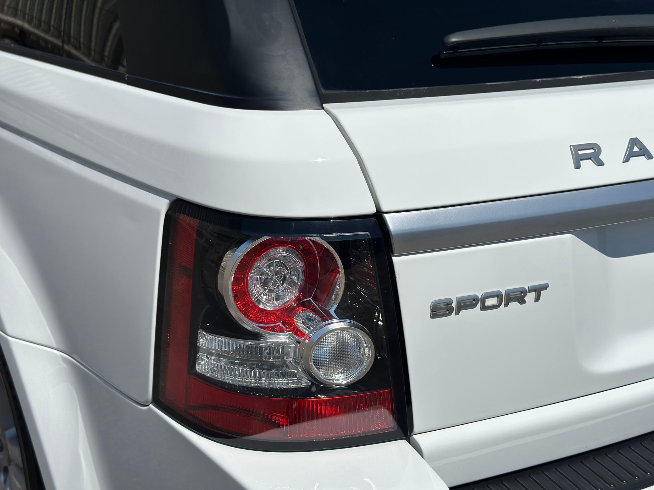 2013 Range Rover Sport HSE LUX - Image 14