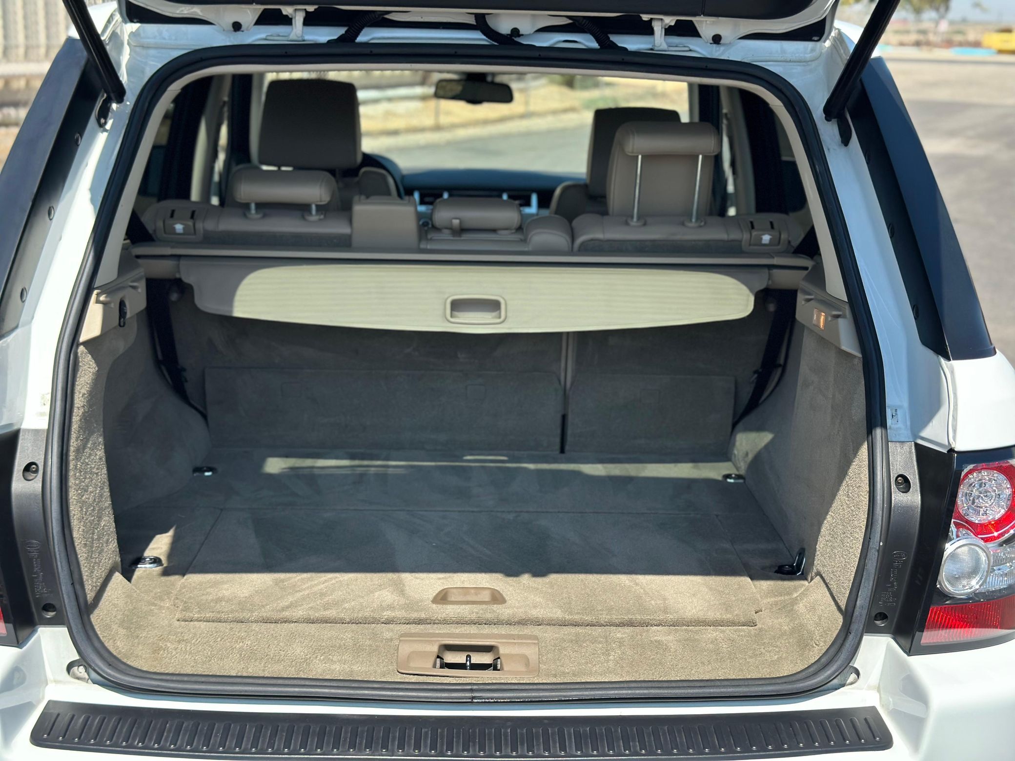 2013 Range Rover Sport HSE LUX - Image 3