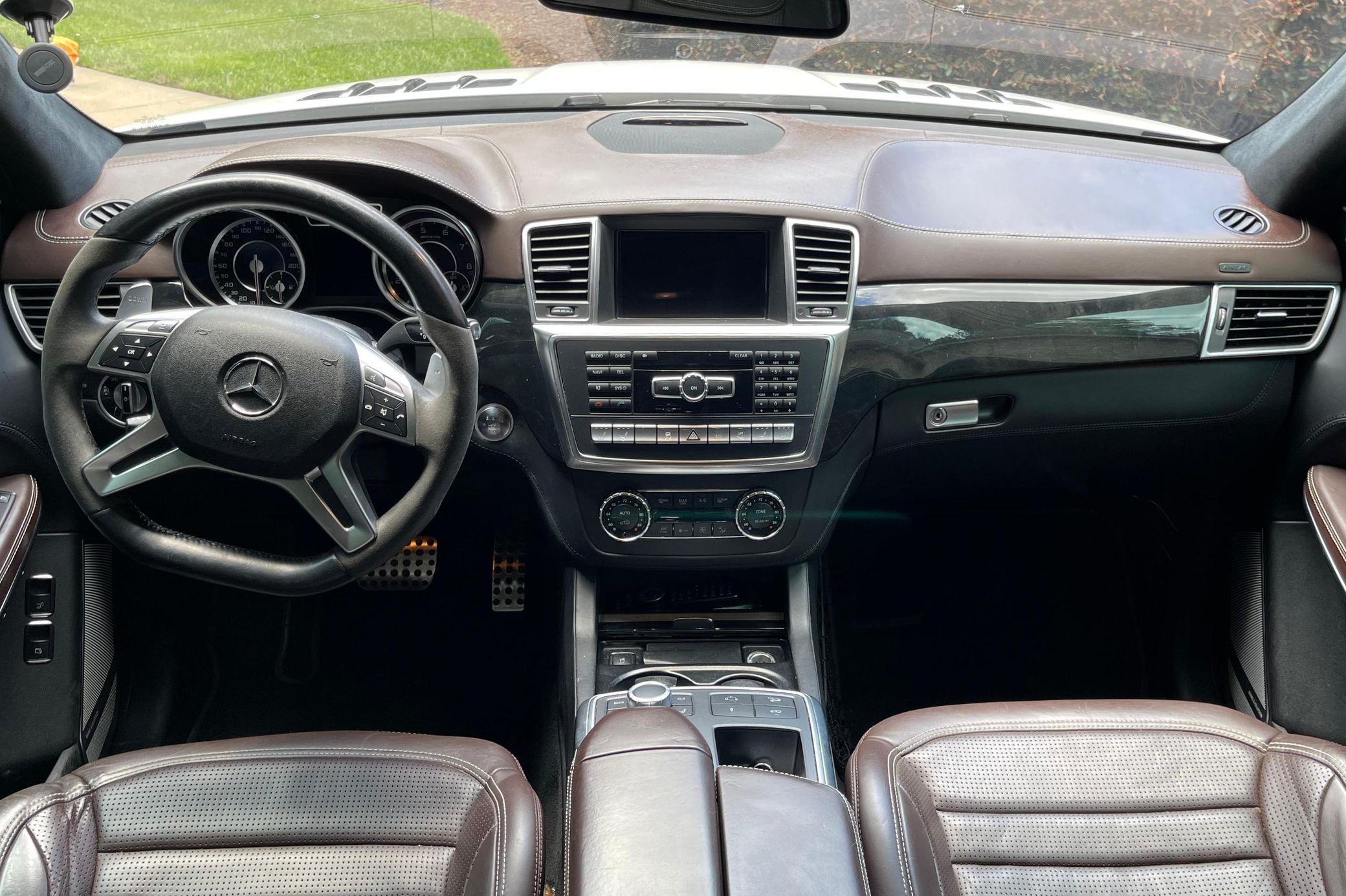 2014 Mercedes-Benz GL63 AMG - Image 20