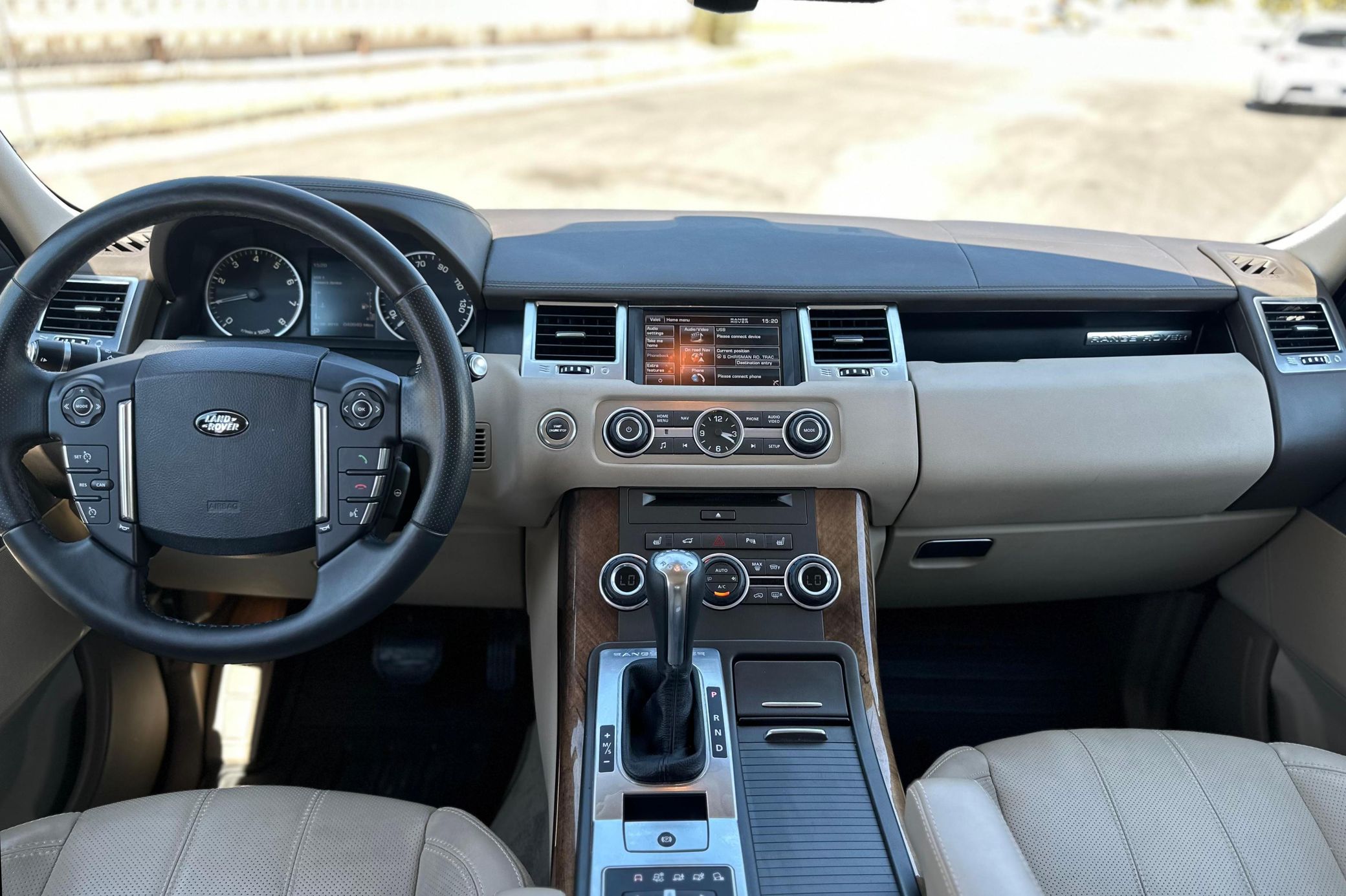 2013 Range Rover Sport HSE LUX - Image 11