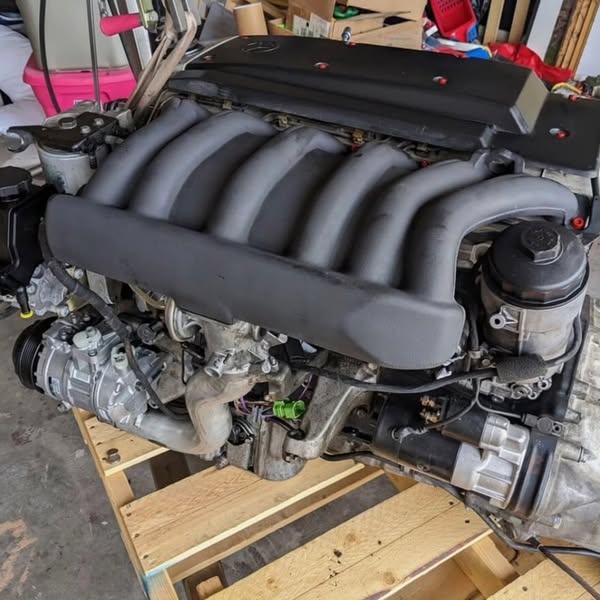 Mercedes-Benz OM606 Turbo Diesel Engine - Genuine Mercedes-Benz Parts