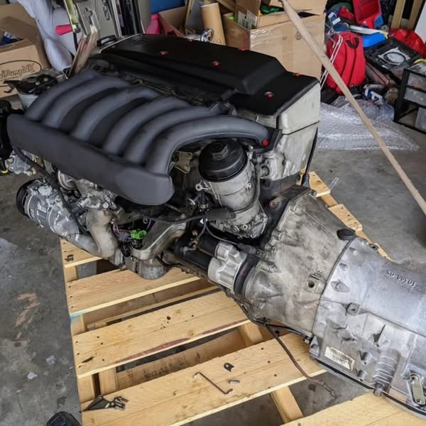 Mercedes-Benz OM606 Turbo Diesel Engine - Genuine Mercedes-Benz Parts