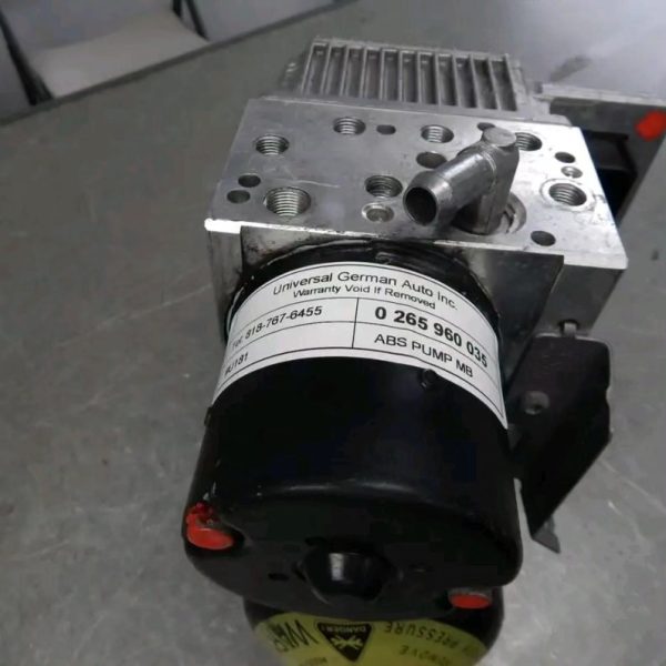 SBC pump for W211 model 2004 - Genuine Mercedes-Benz Parts